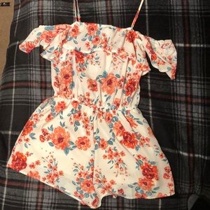 Floral Romper. Brand New! Never Worn!